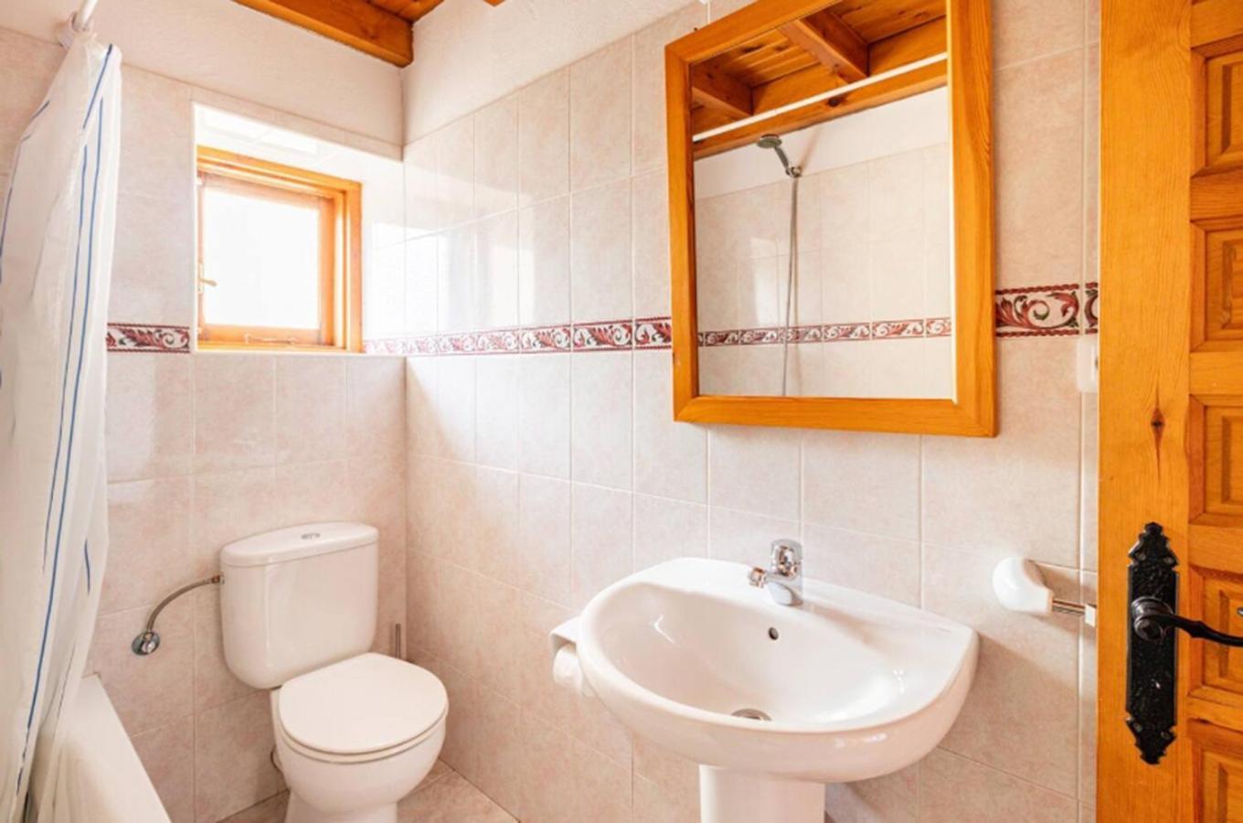 Casa Marinera Centrica En Comillas Ngoại thất bức ảnh